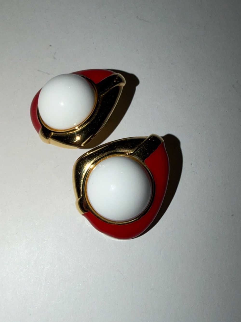 Vintage Monet Gold-tone Red Enamel Chunky Clip-On Earrings - Picture 2 of 5